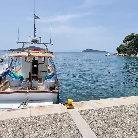 G-house Skiathos-Stadt