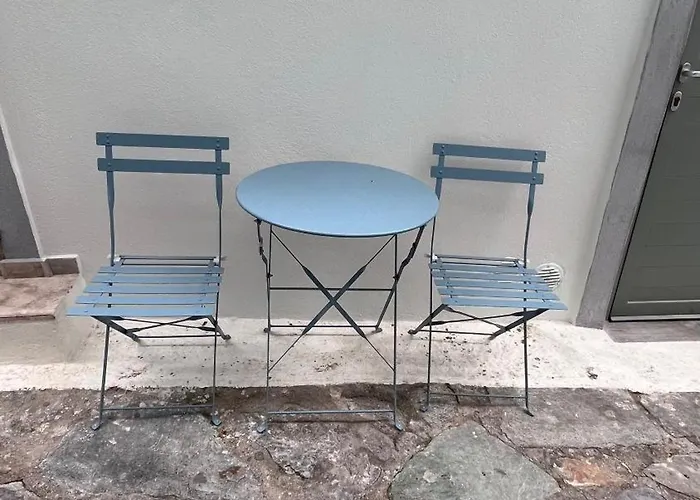 G-house Case de vacanță